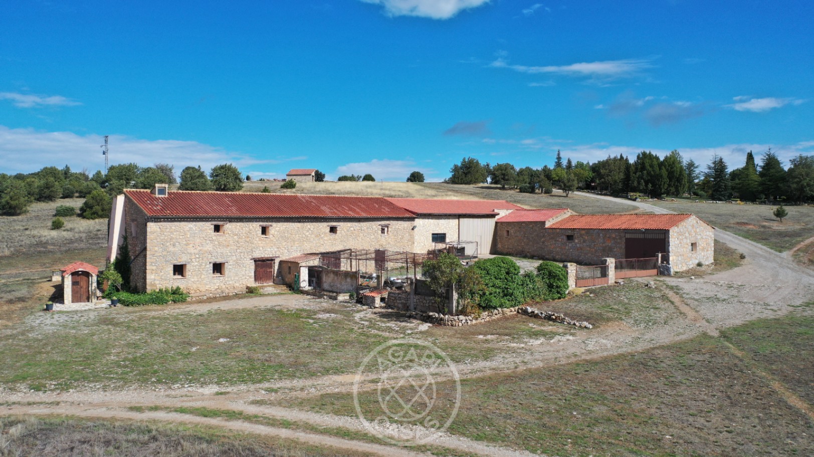 Exclusiva Finca de Lujo con Producción de Trufa en Aragón