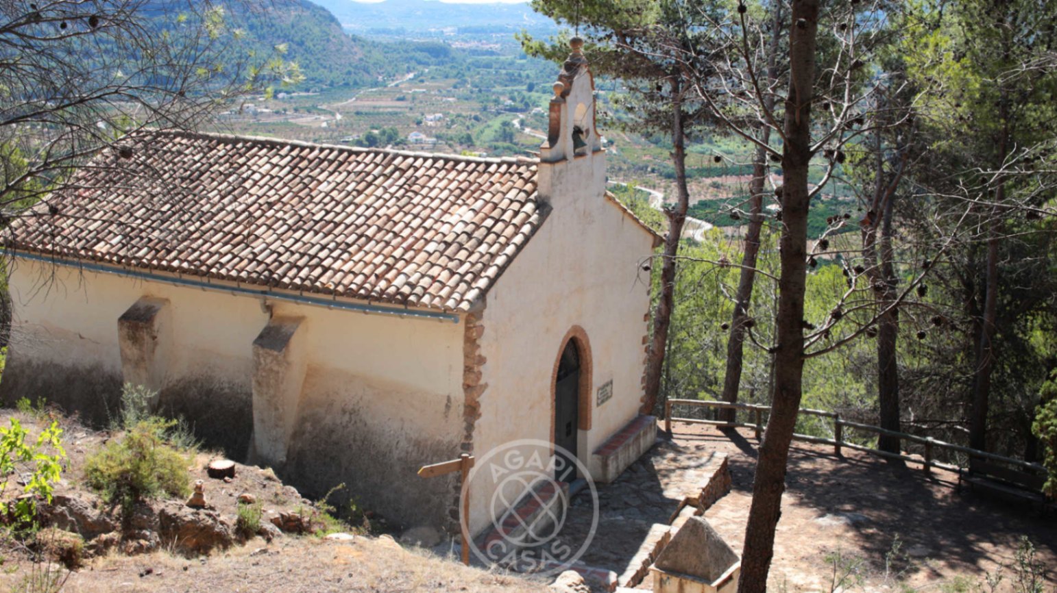 Parcela soleada con gran privacidad y vistas naturales en Murla