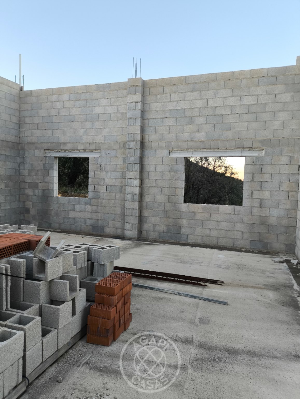 Finca en construcción con encanto tradicional en el valle de Jalón