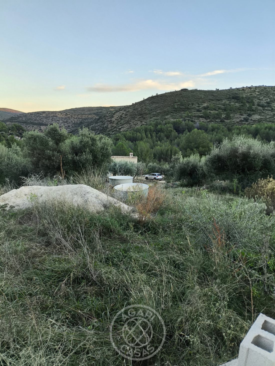 Finca en construcción con encanto tradicional en el valle de Jalón