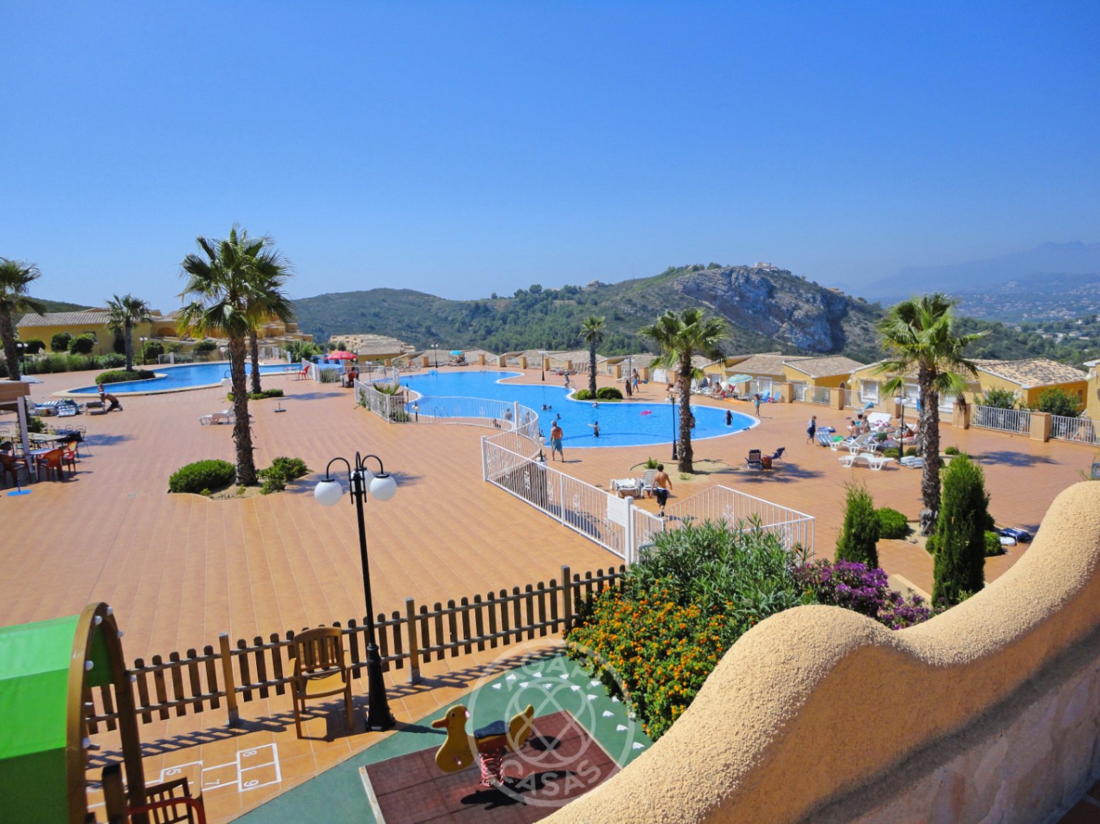 Nuevo ático en Cumbre del Sol con terraza y vista al mar
