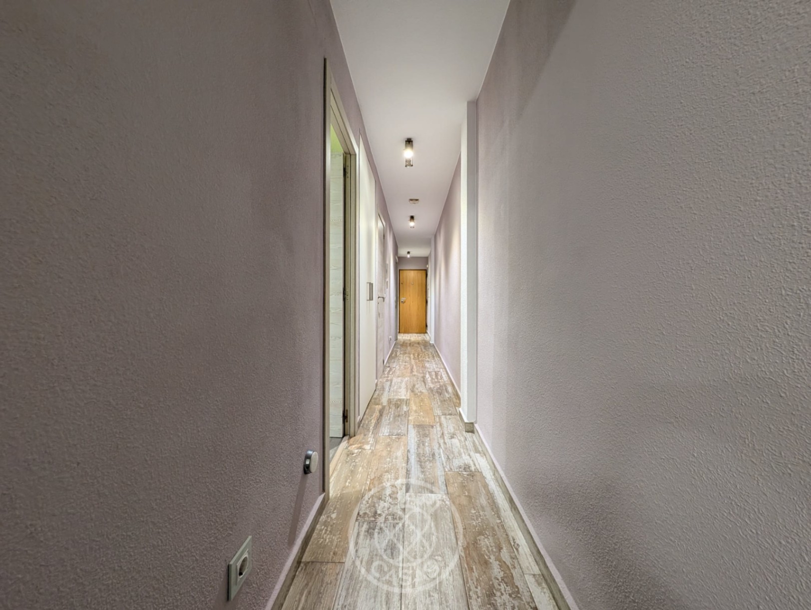 Renovierte Wohnung im Zentrum von Dénia mit Parkplatz zu verkaufen