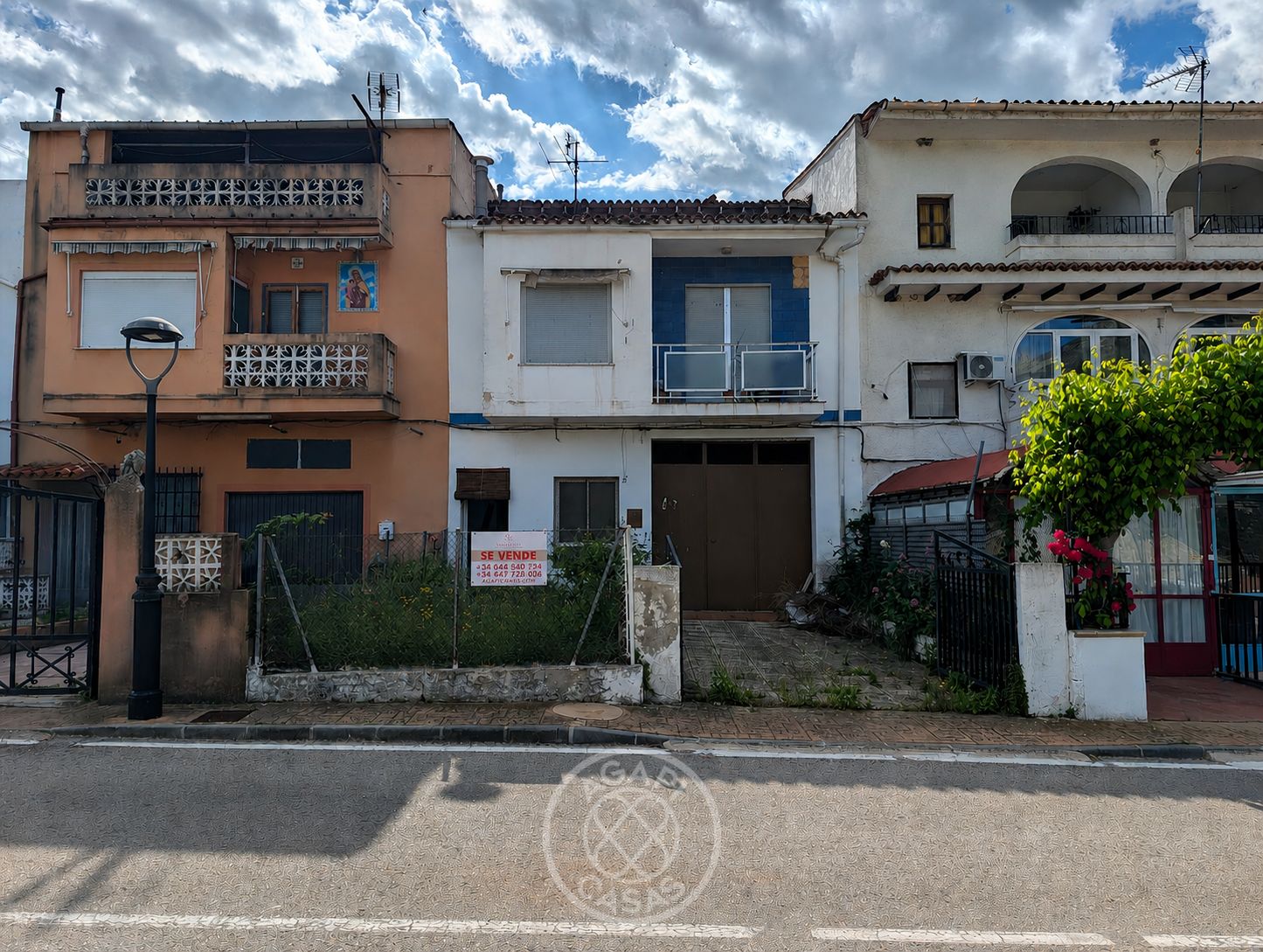 Huis met grote garage te koop in Castell de Castells
