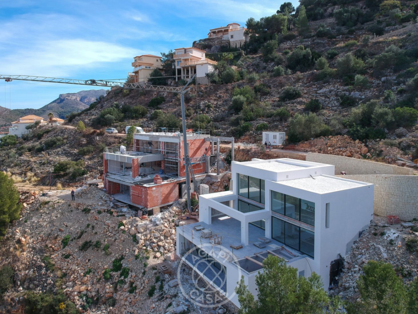Villa nueva lista para entrar a vivir con vistas al mar en Denia La Sella