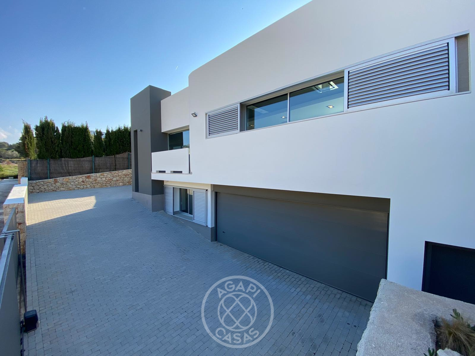 Villa de lujo en venta en Benissa Costa cerca de la playa de La Fustera