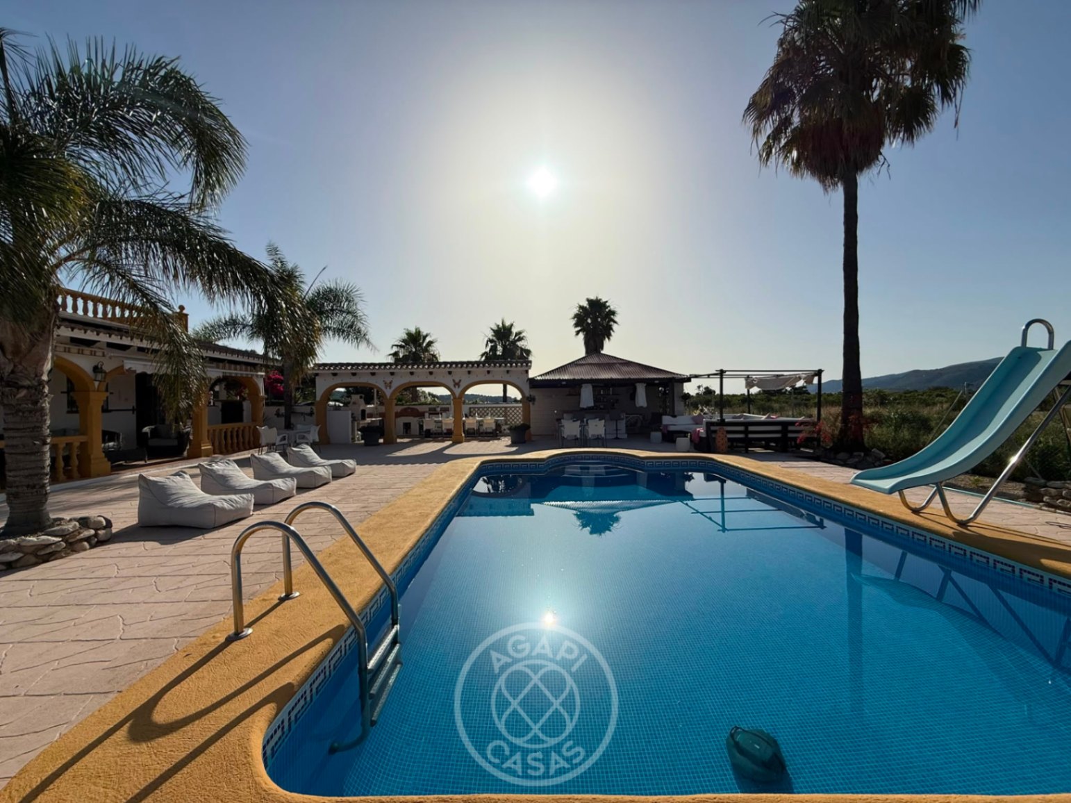 Finca mediterránea en Benimeli